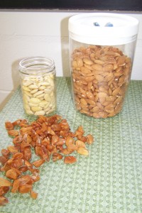 How to Blanch Almonds